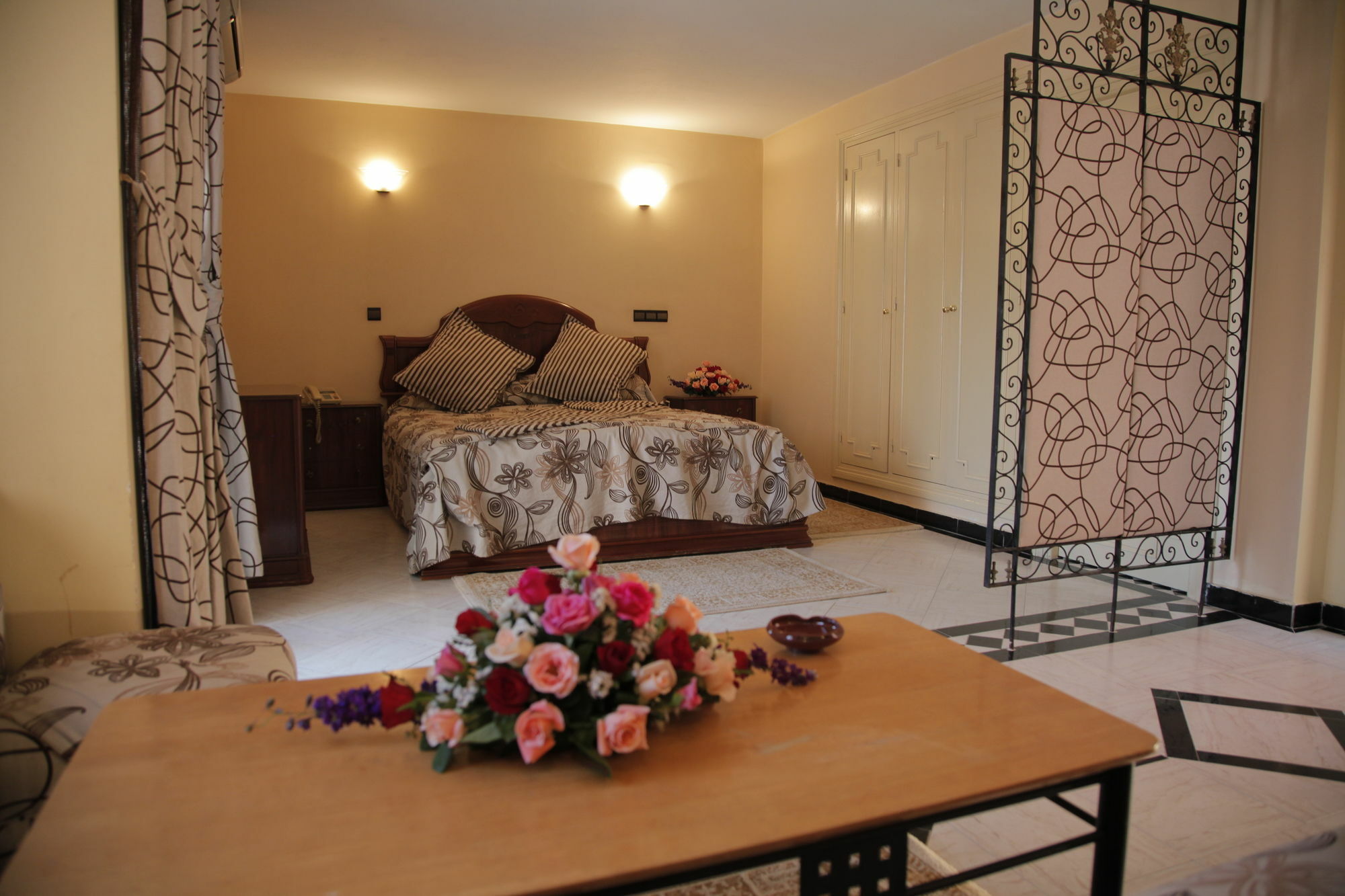 Hotel Al Kabir Марракеш Екстер'єр фото